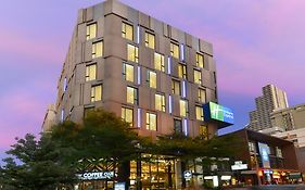 Holiday Inn Express Bangkok Sukhumvit 11